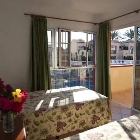 Maxorata Коральео