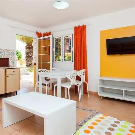 Maxorata Апарт-отель Коральео